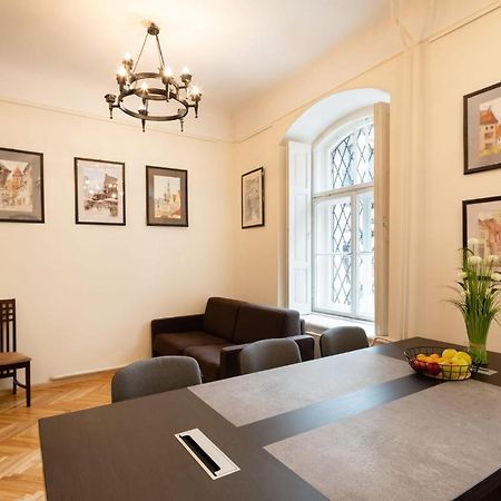 Old Riga Historical One Bedroom Apartment エクステリア 写真